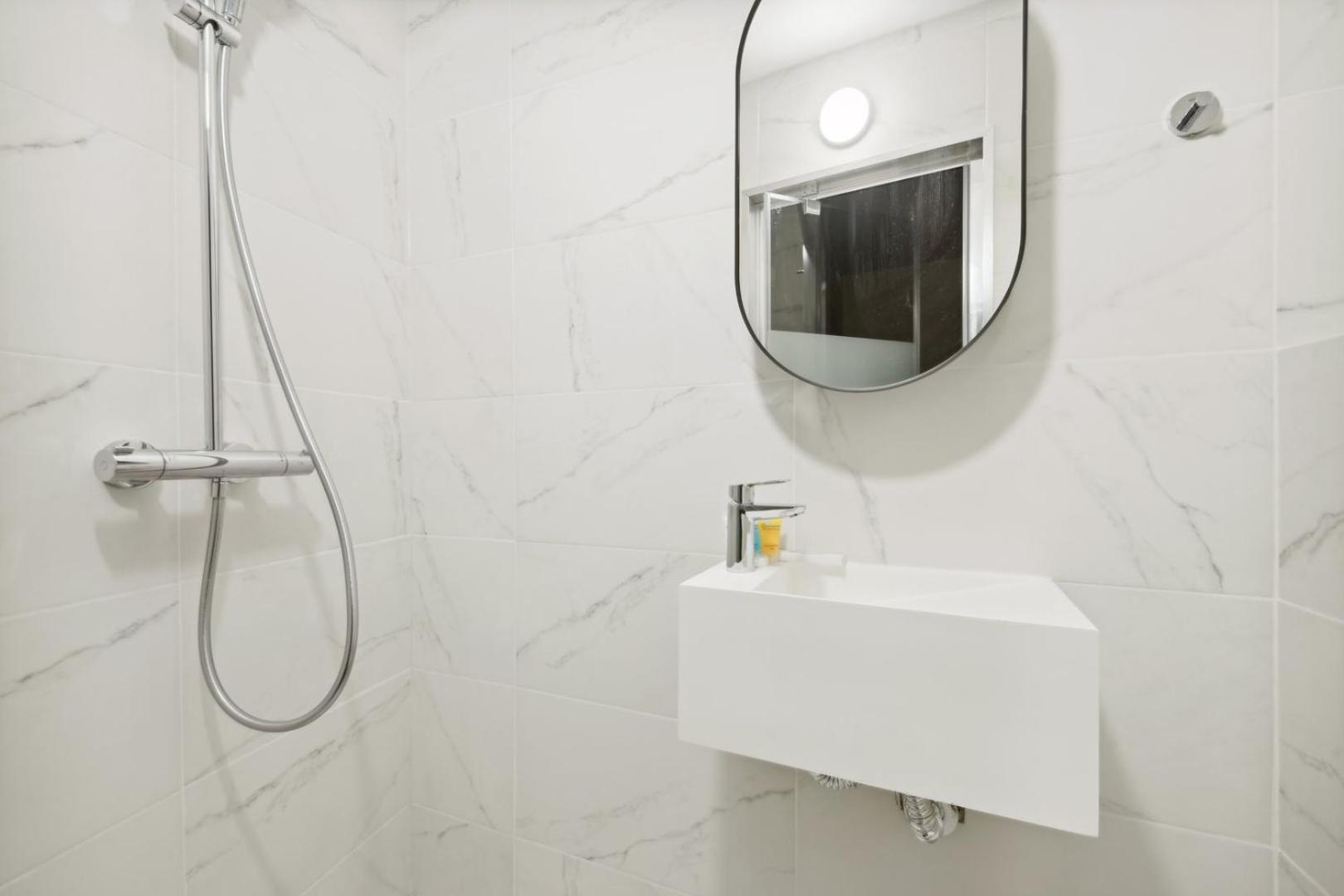 342 Elena - Stunning Parisian Appartamento Parigi