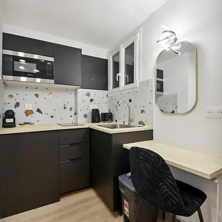 342 Elena - Stunning Parisian Appartamento Parigi