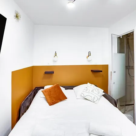 342 Elena - Stunning Parisian Appartamento